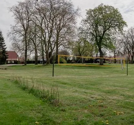 Ferienwohnungen - Barrierefrei - Im Sanierten Gutshof Lalendorf Exterior photo