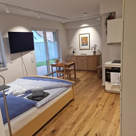 Ferienwohnungen - Barrierefrei - Im Sanierten Gutshof Lalendorf Room photo