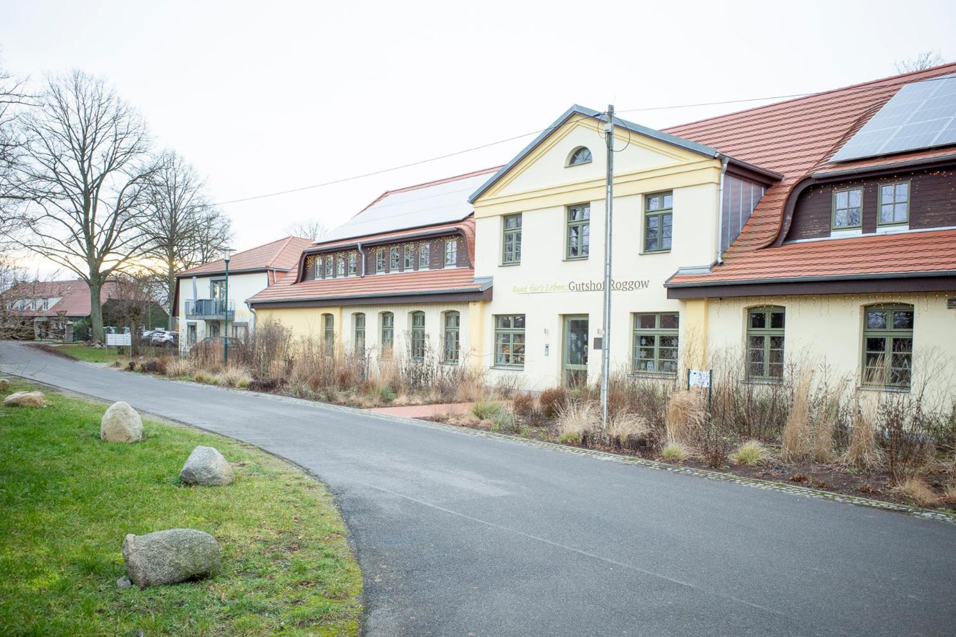- Barrierefrei - Im Sanierten Gutshof Lalendorf